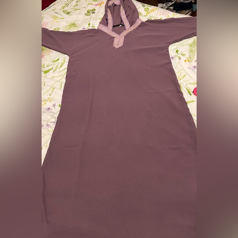 Chic Women's Abaya in Mauve